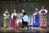 Изображение к новости 'Юбилей историко-краеведческого музея'. Фольклорный ансамбль «Роднушка» представил яркую постановку в народном стиле «Девичник»